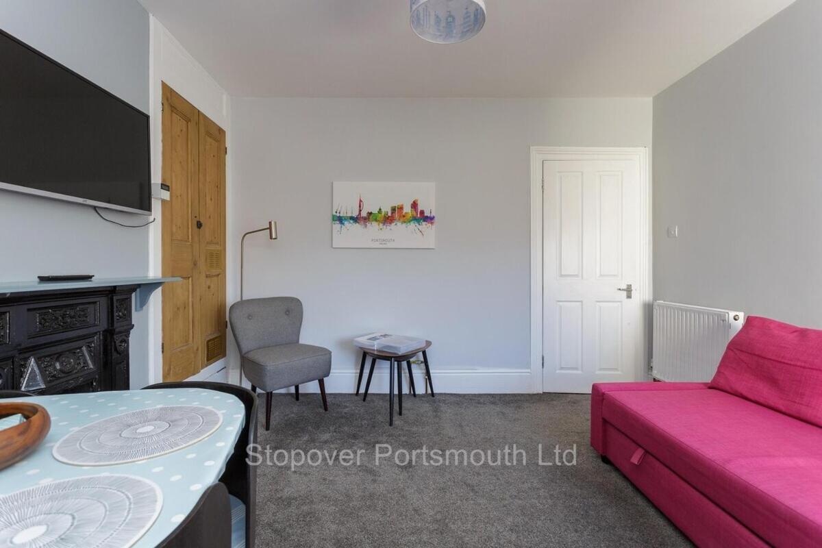 Stopover At Orchard Apartment Light And Cosy Portsmouth Oda fotoğraf